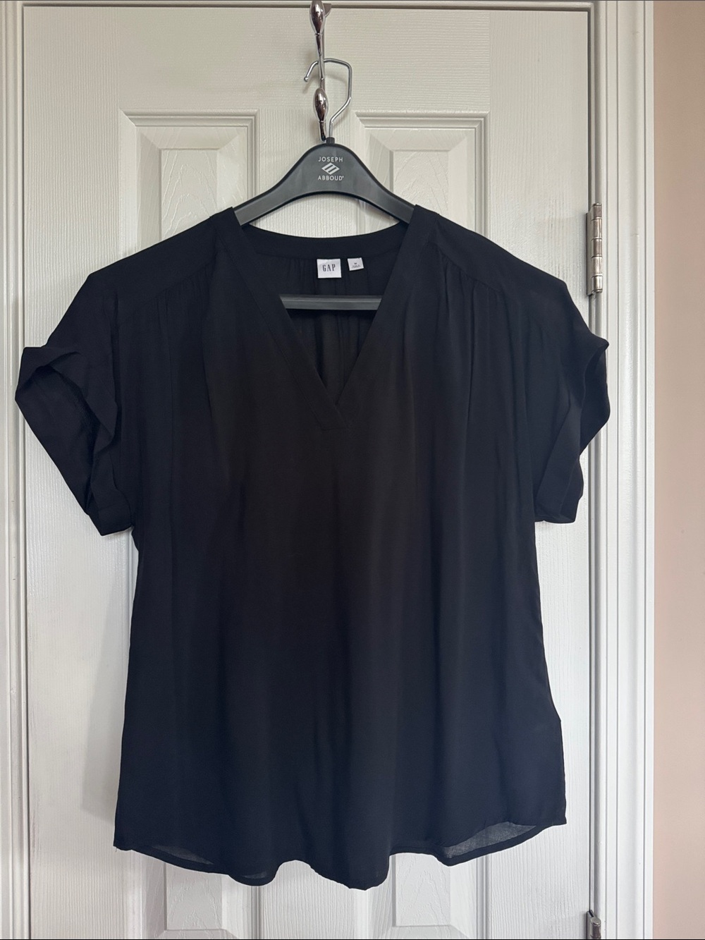 GAP Black V-Neck Short Sleeve Blouse - Flowing Silhouette